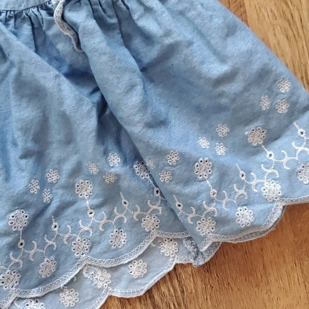 BCBGirls Denim Look Embroidered Blue‎ Top Size Medium